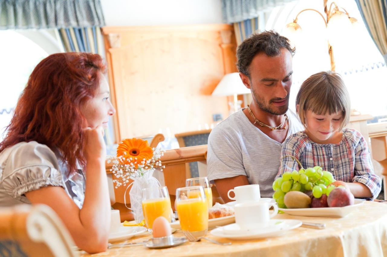 Nature Wellness Hotel Renato Vigo di Fassa Eksteriør billede